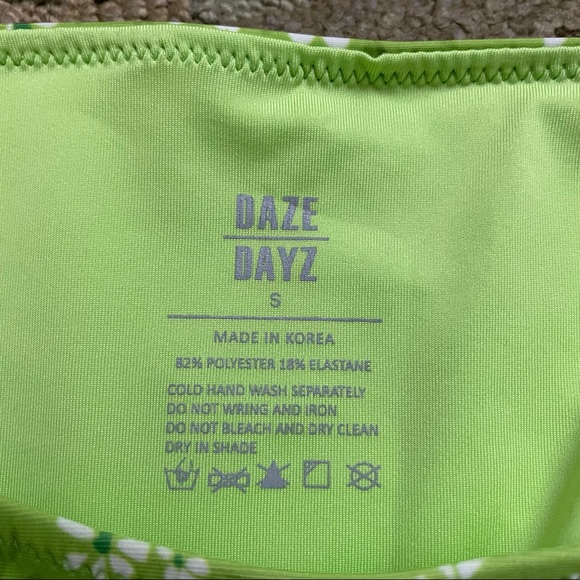 Daze Dayz perry string bikini bottom floral green bikini bottom - Picture 4 of 4